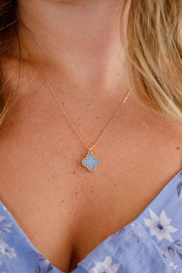Elegant Admiration Pendent Necklace