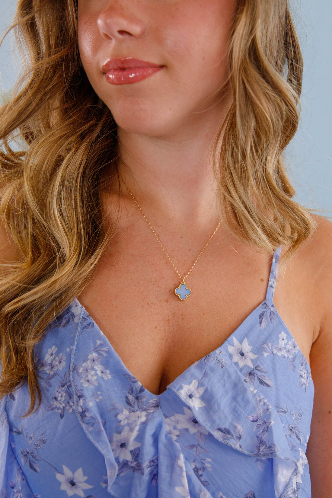 Elegant Admiration Pendent Necklace