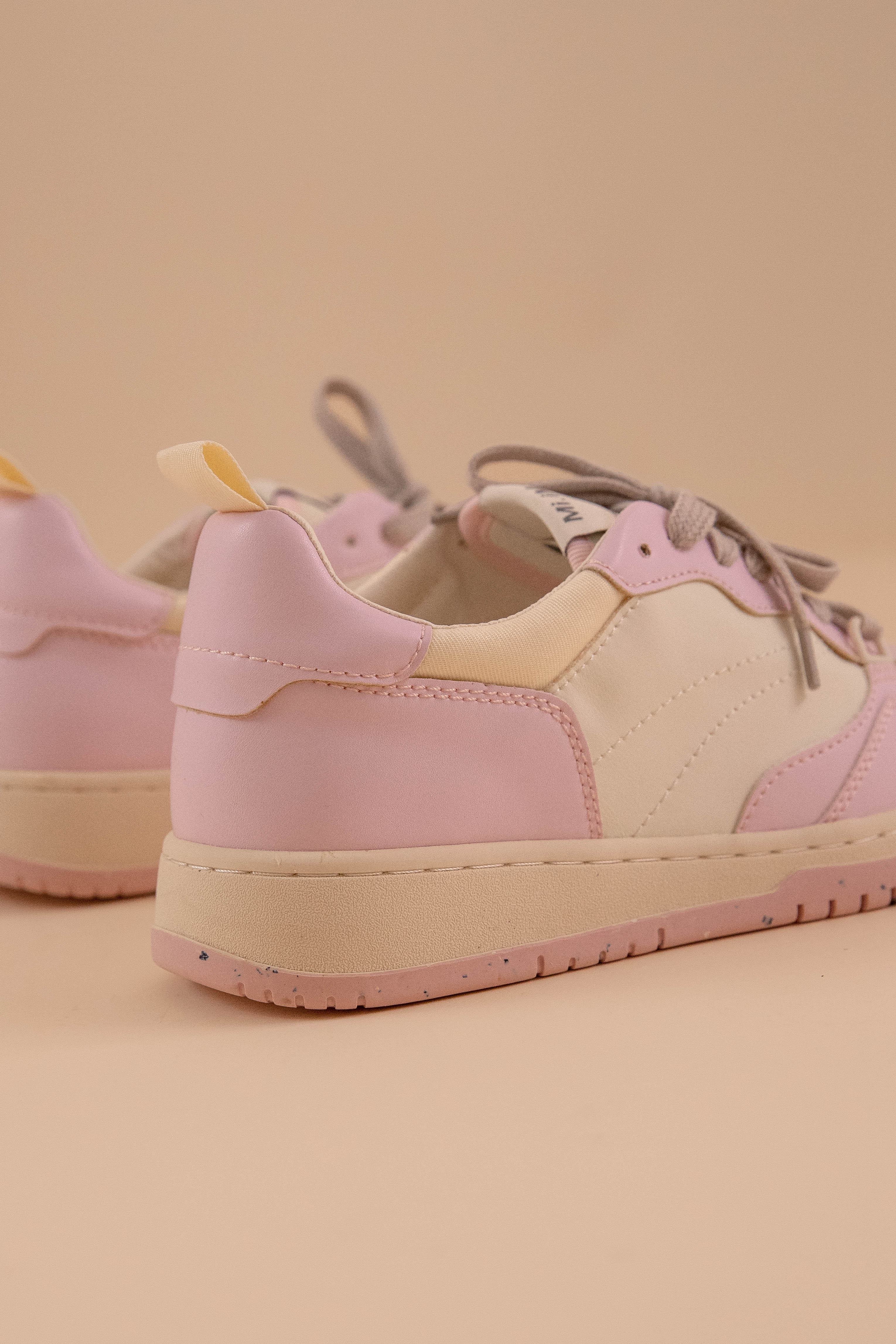 Molly Sneakers