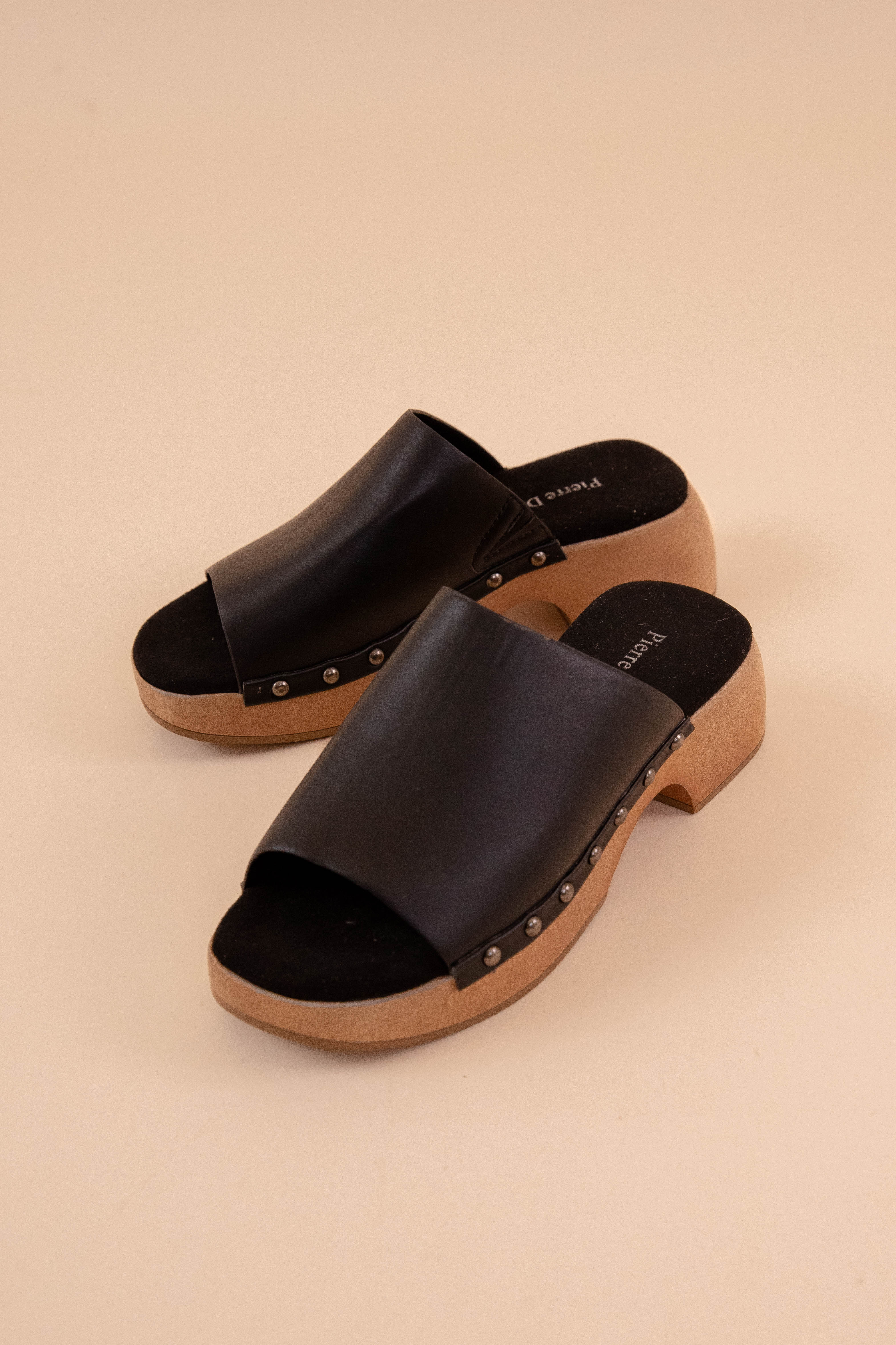 Jada Mules