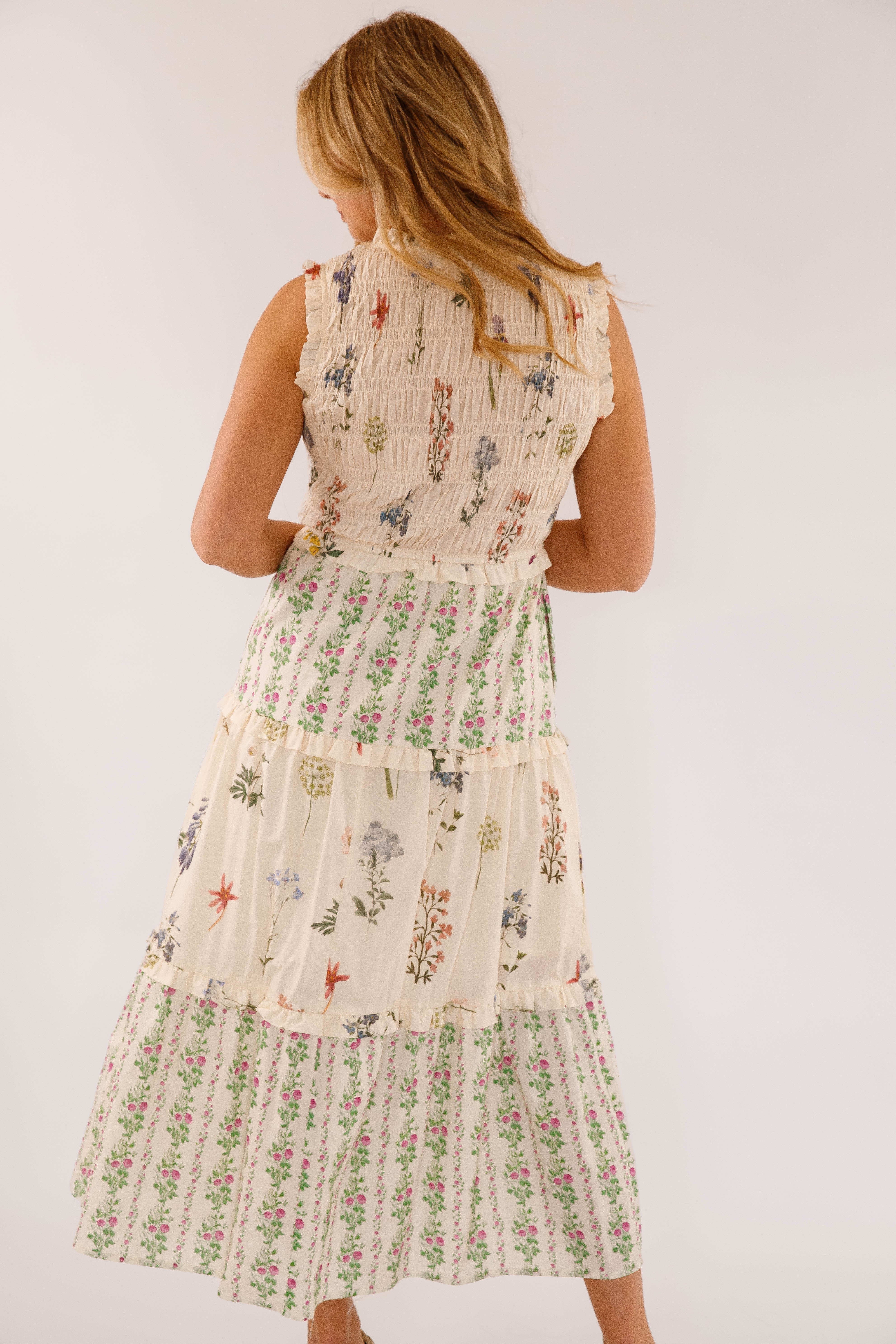 Walk The Estate Grounds Midi Dress