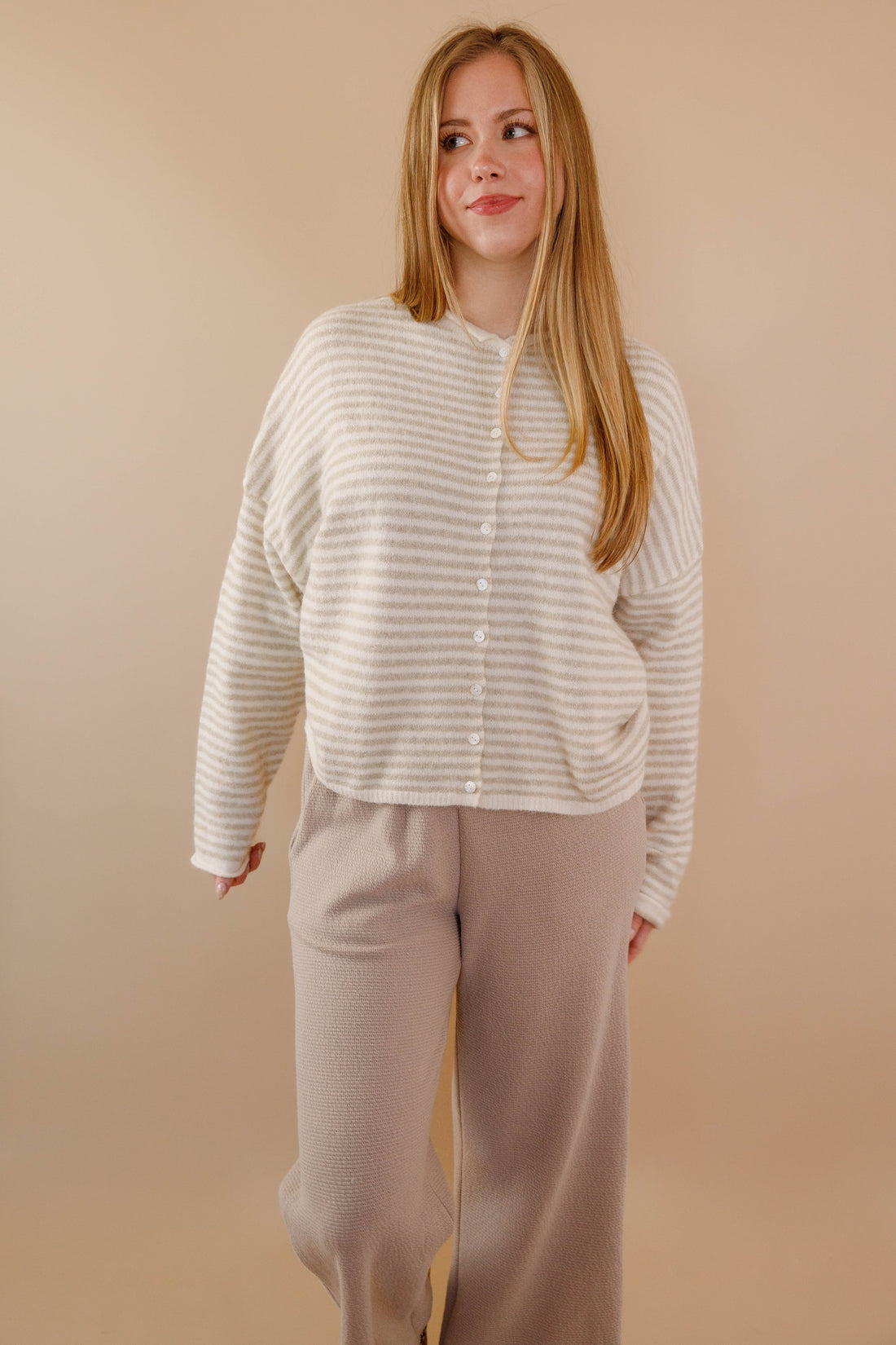 Take One More Look Cardigan-Taupe