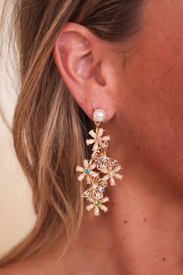 FINAL SALE: Hand On My Heart Earrings-Pearl