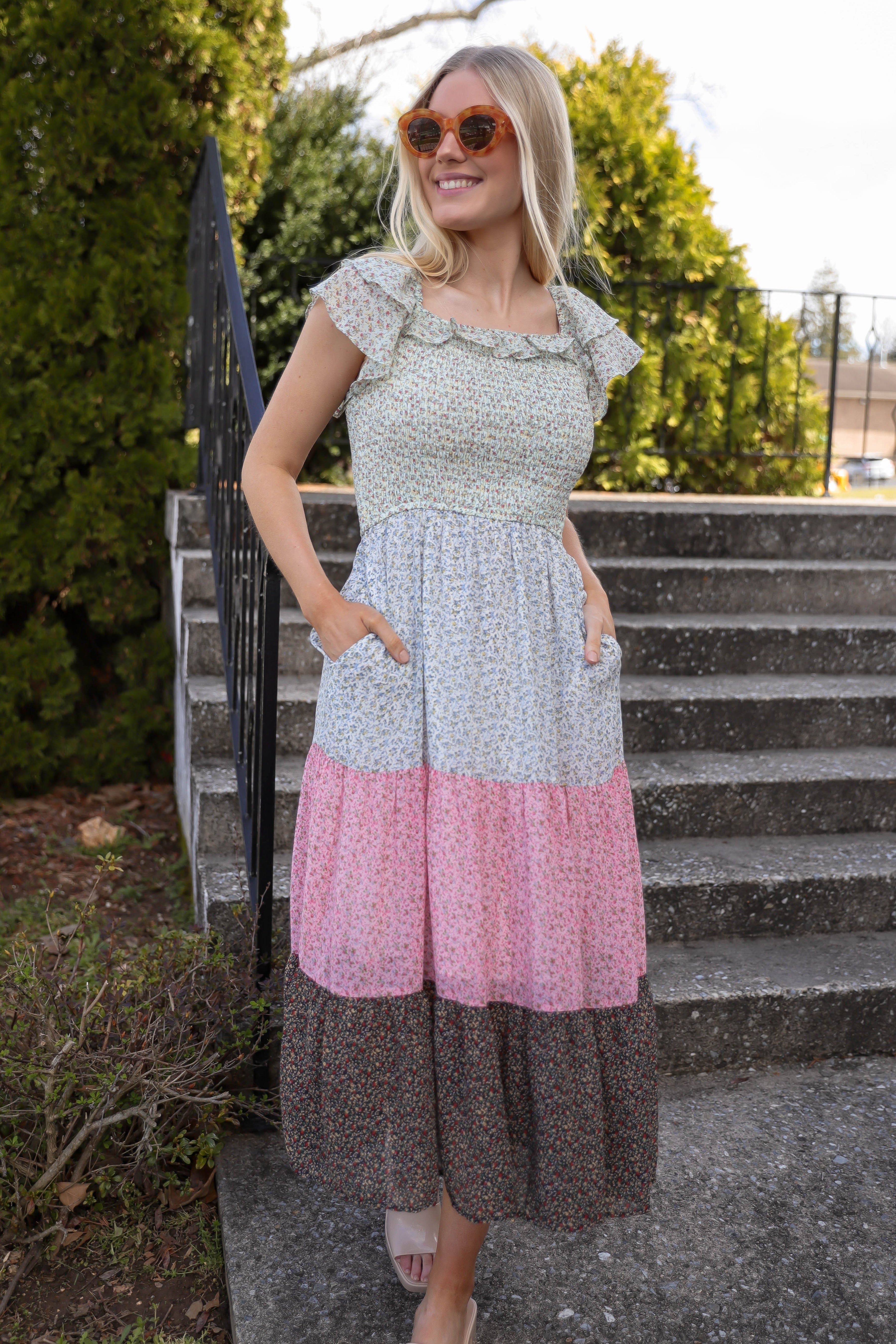 FINAL SALE: Headed To My Cottage Midi Dress