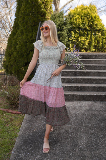 FINAL SALE: Headed To My Cottage Midi Dress