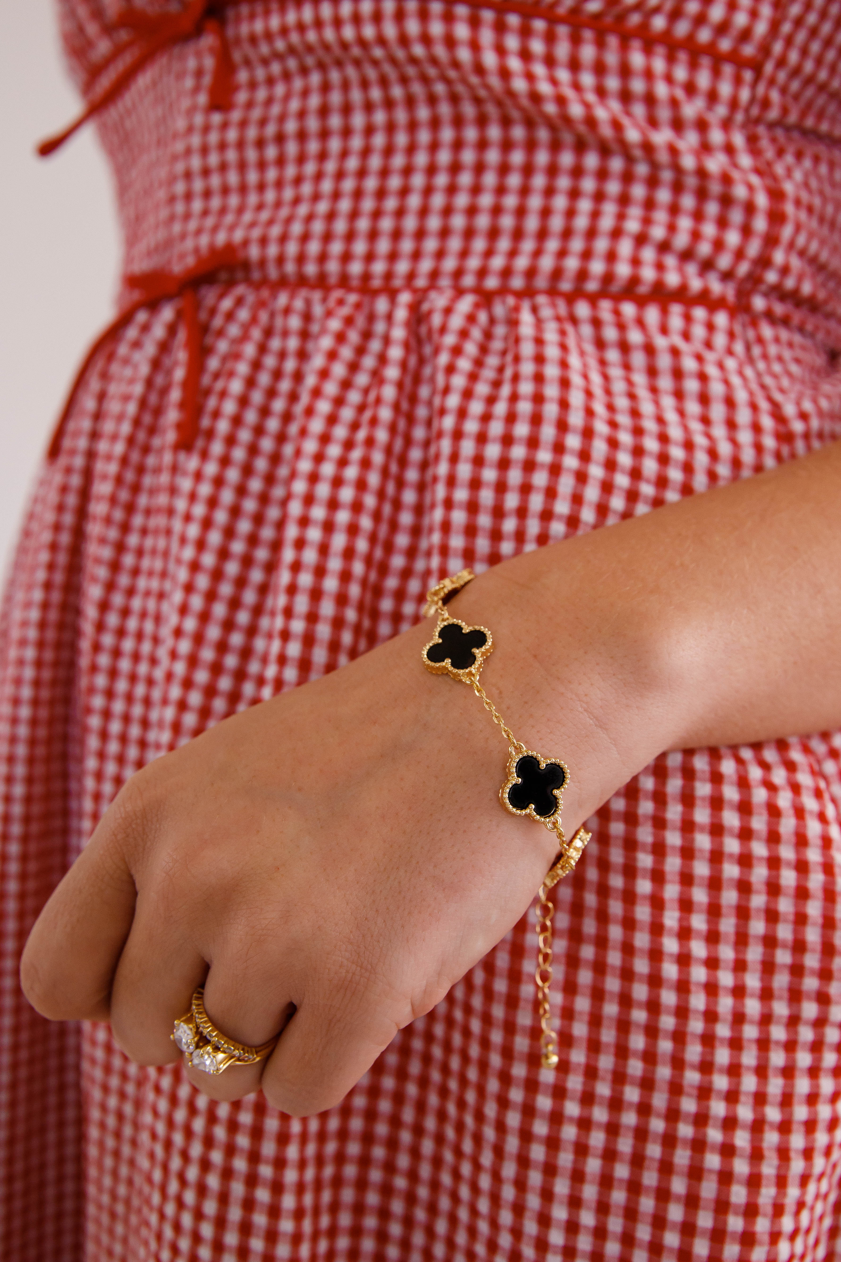 Elegant Admiration Double Sided Bracelet-Black
