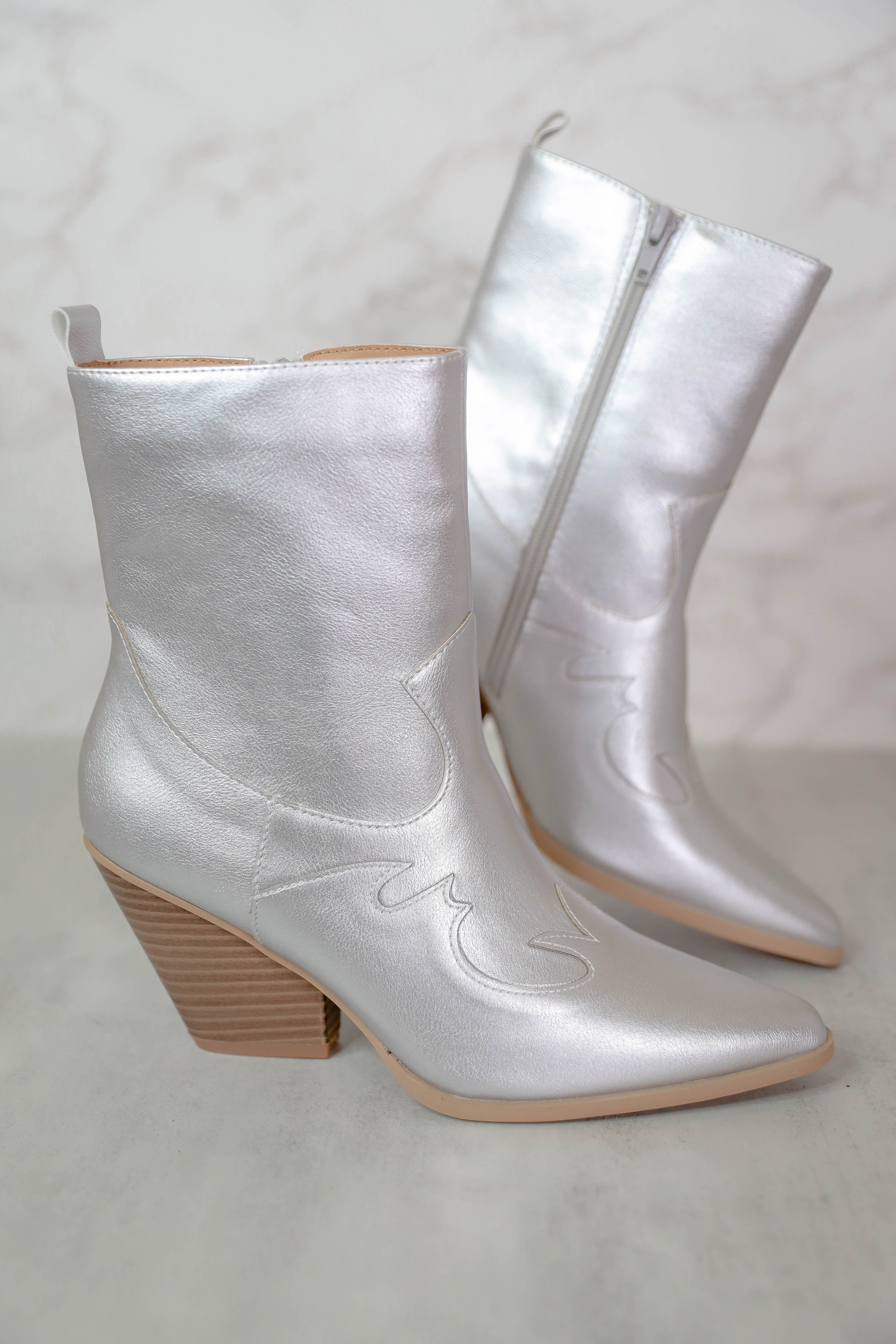 FINAL SALE: Carrie Western Boots
