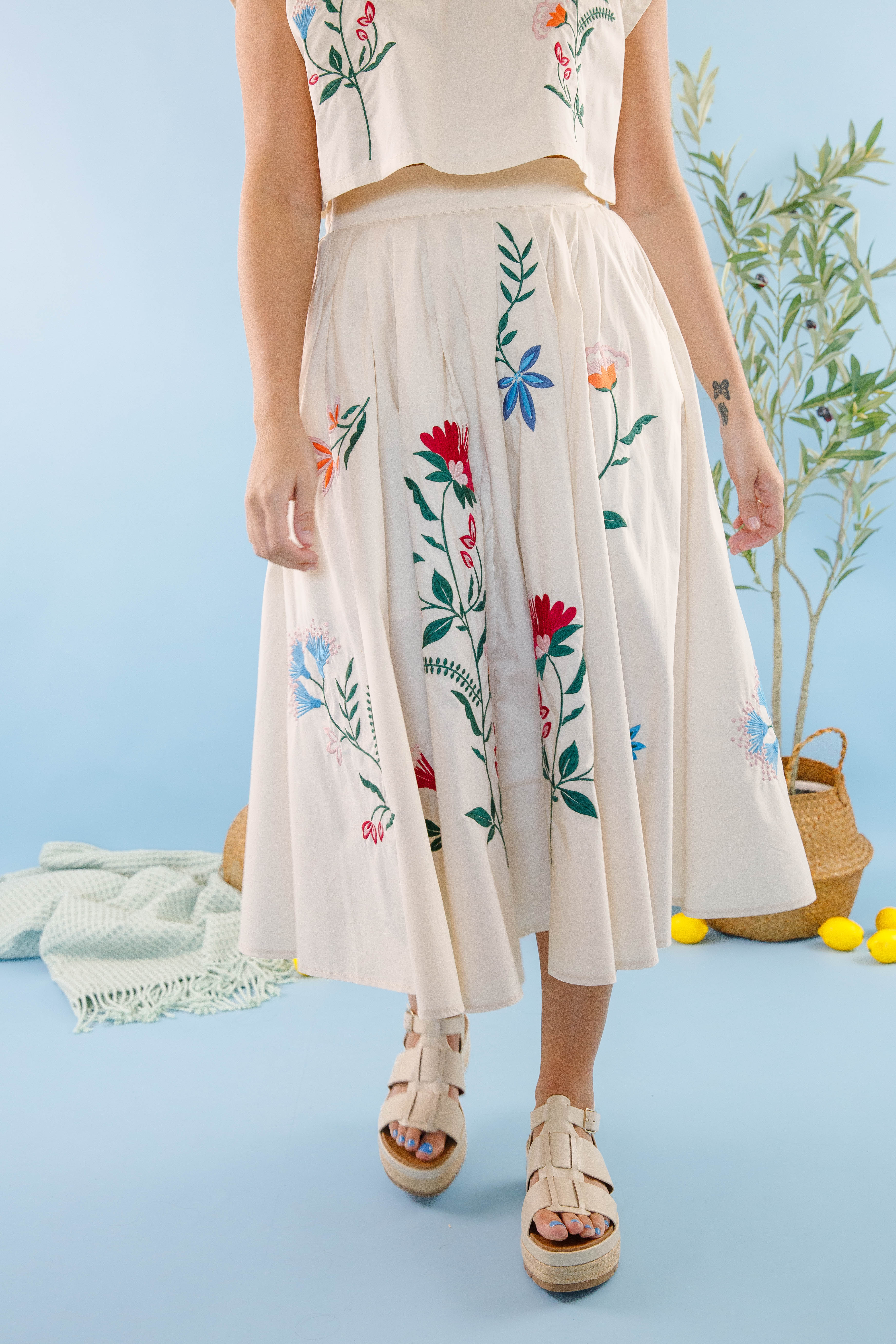 Finding The Good Midi Skirt-Tan
