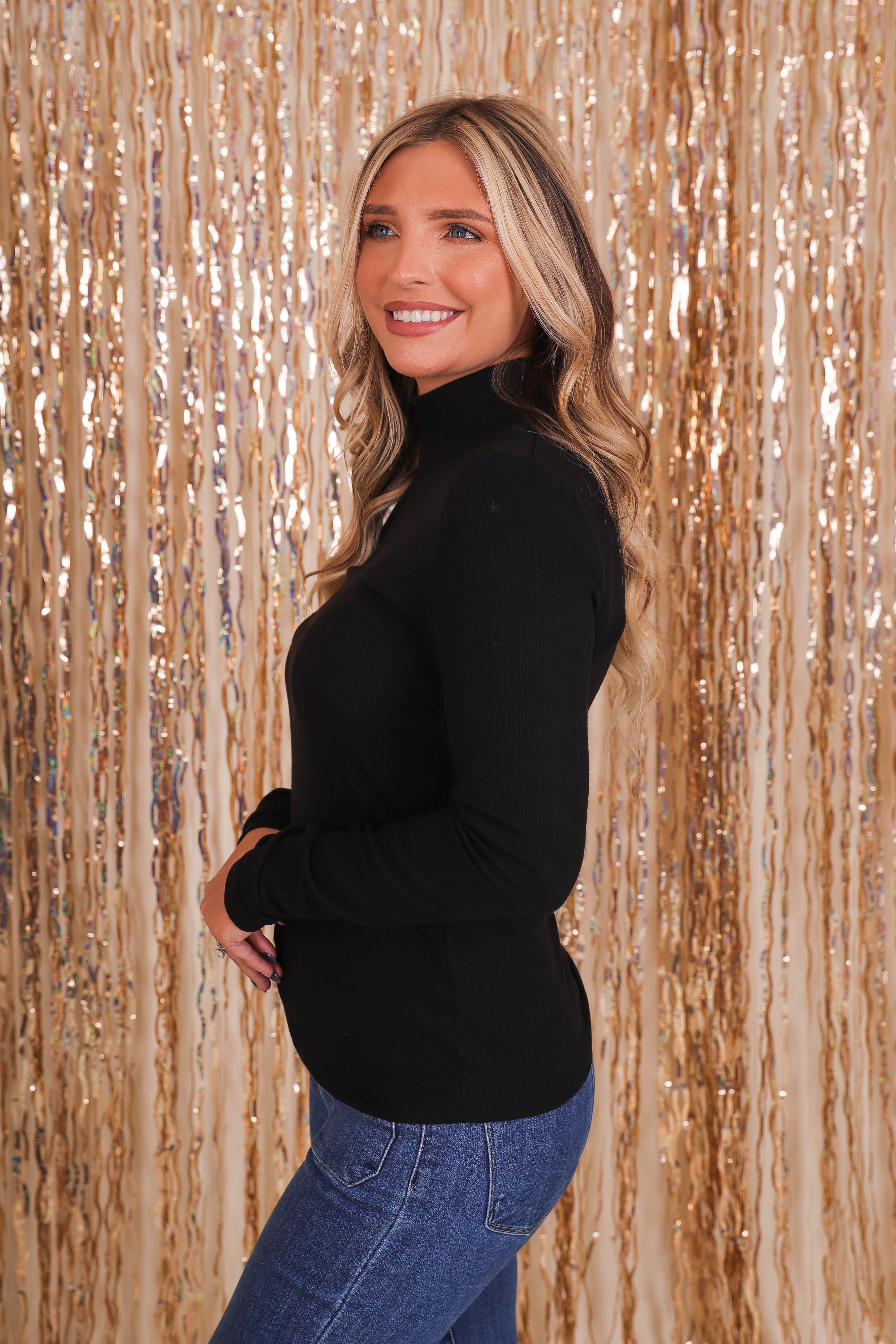 FINAL SALE: There She Goes Again Ribbed Top-Black