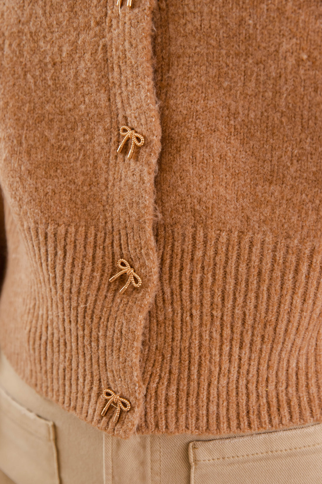FINAL SALE: Totally Smitten Cardigan-Taupe