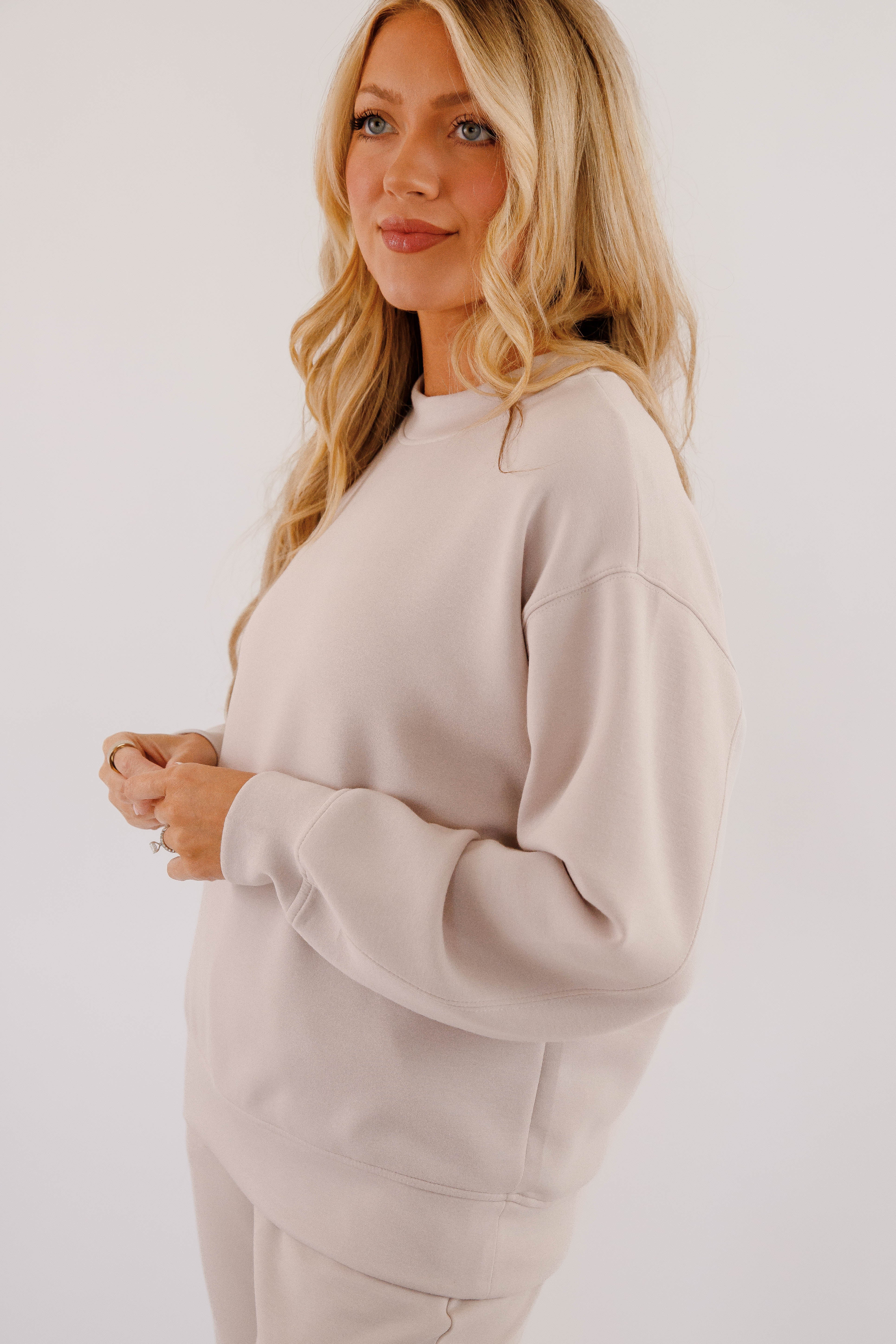 Gathering Miles Pullover-Mocha Cream