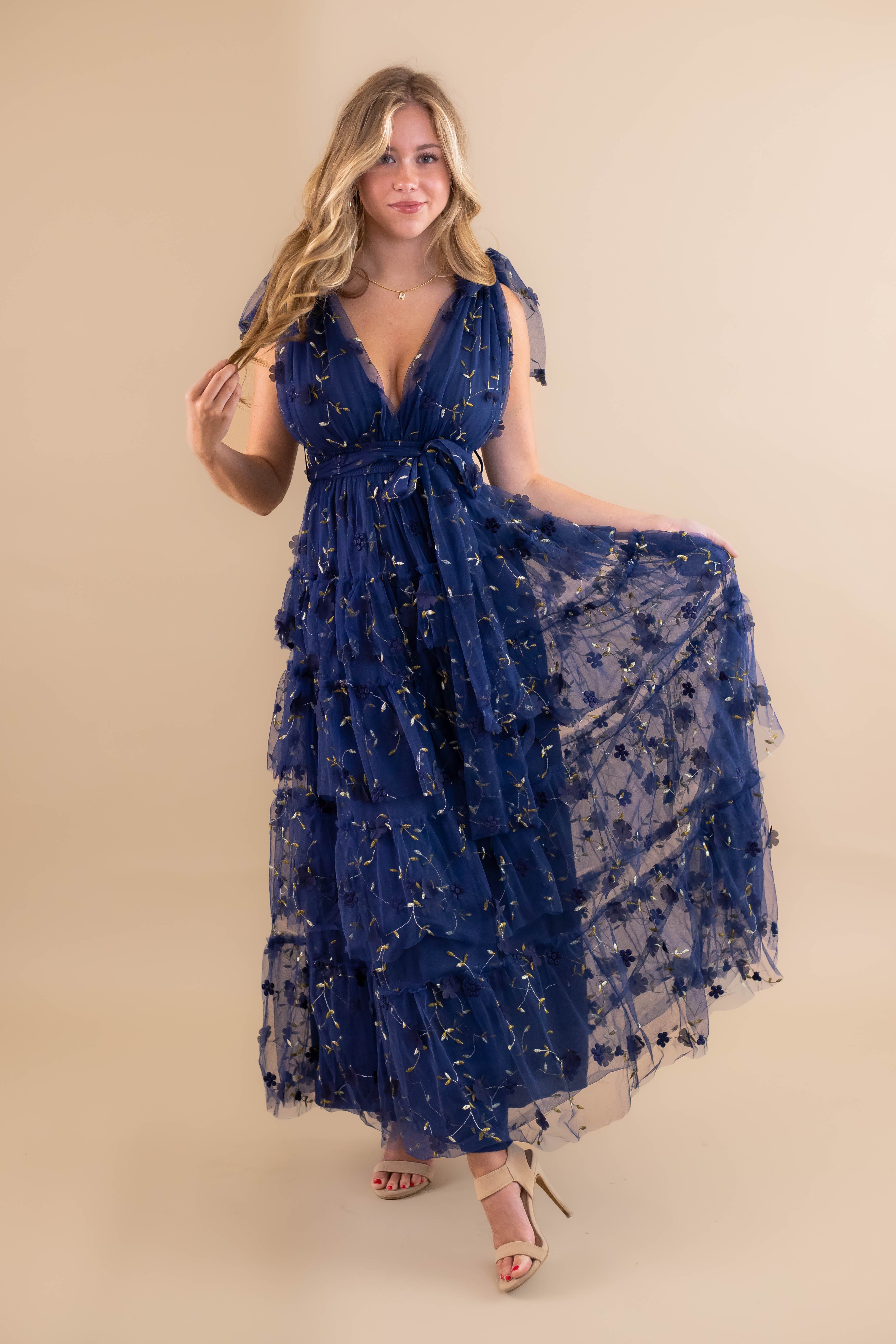 A Dramatic Entrance Maxi Dress-Navy