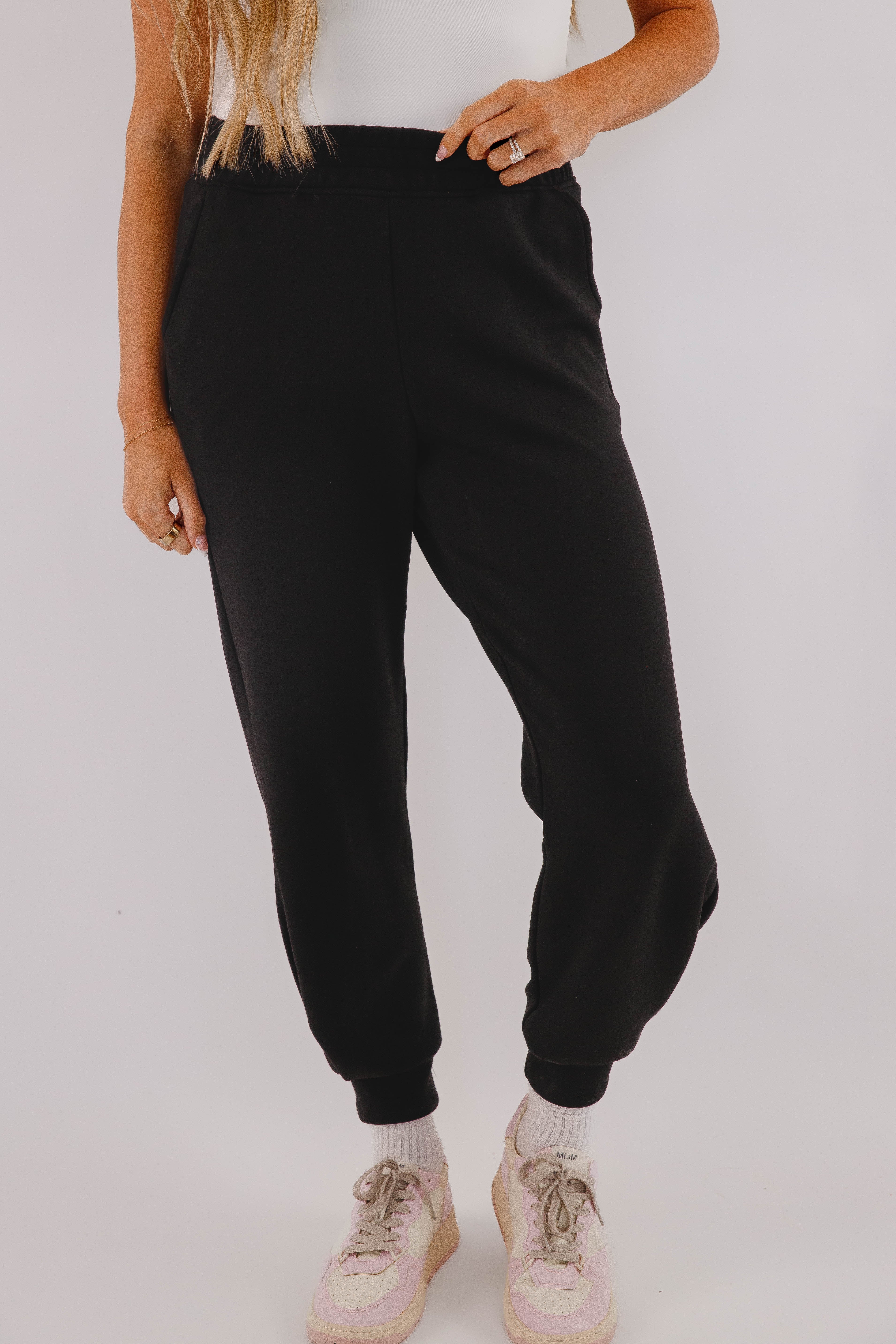 Getting There Joggers-Black