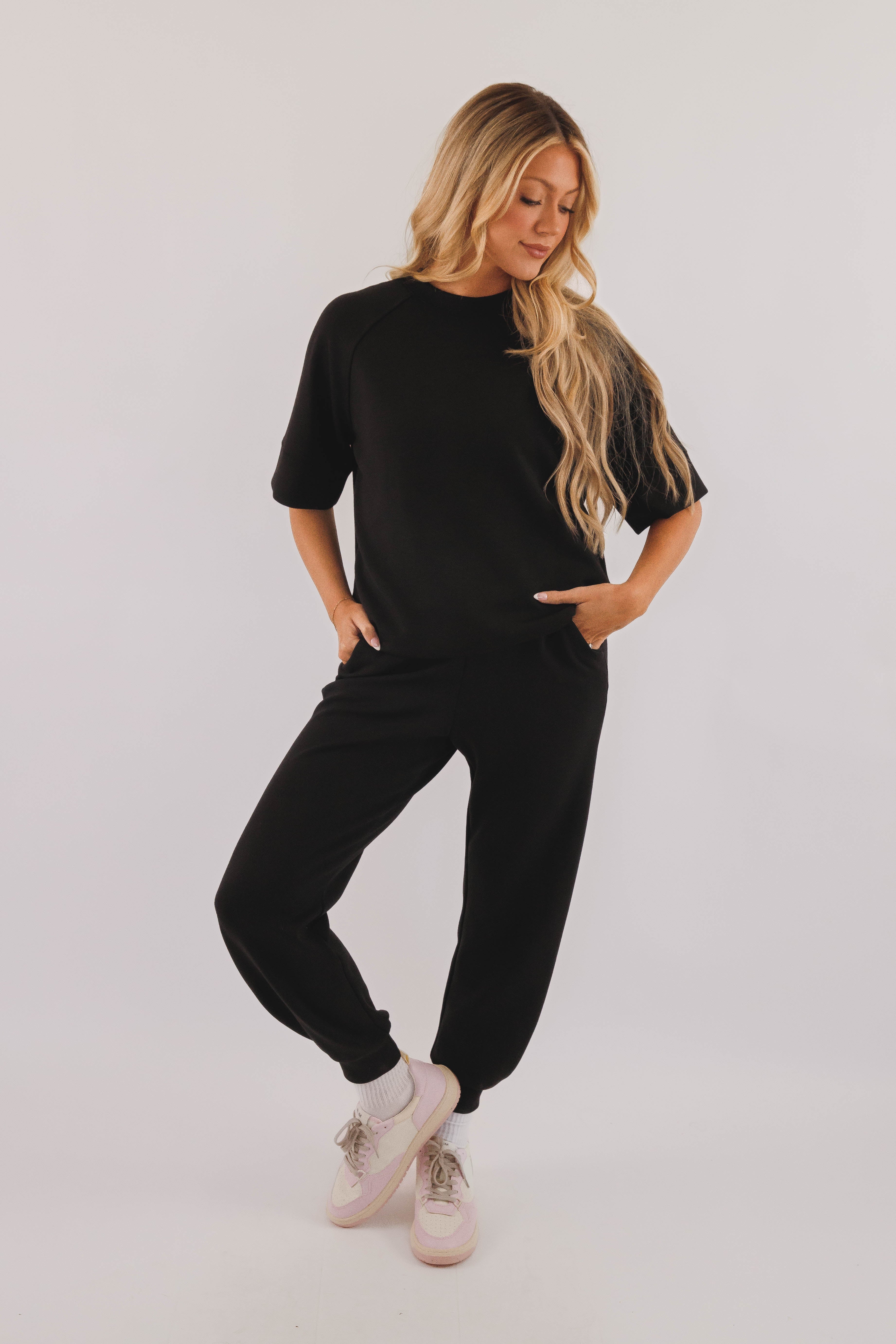 All The Energy Short Sleeve Pullover-Black